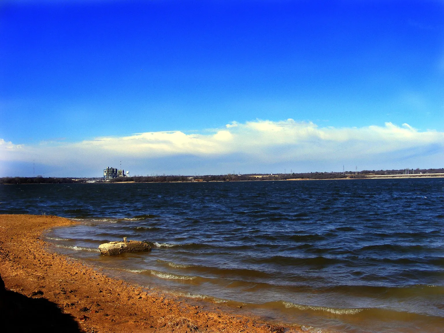 Lake Arlington shoreline on the west side of Arlington, Texas